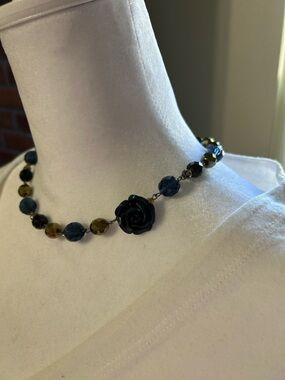 Sabika Black Floral Bead Necklace - with rose, Women's Jewelry